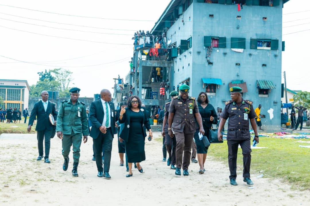 Delta Chief Judge Frees 54-Year-Old Inmate, Reviews 480 Warrants in Warri and Sapele Custodial Centres